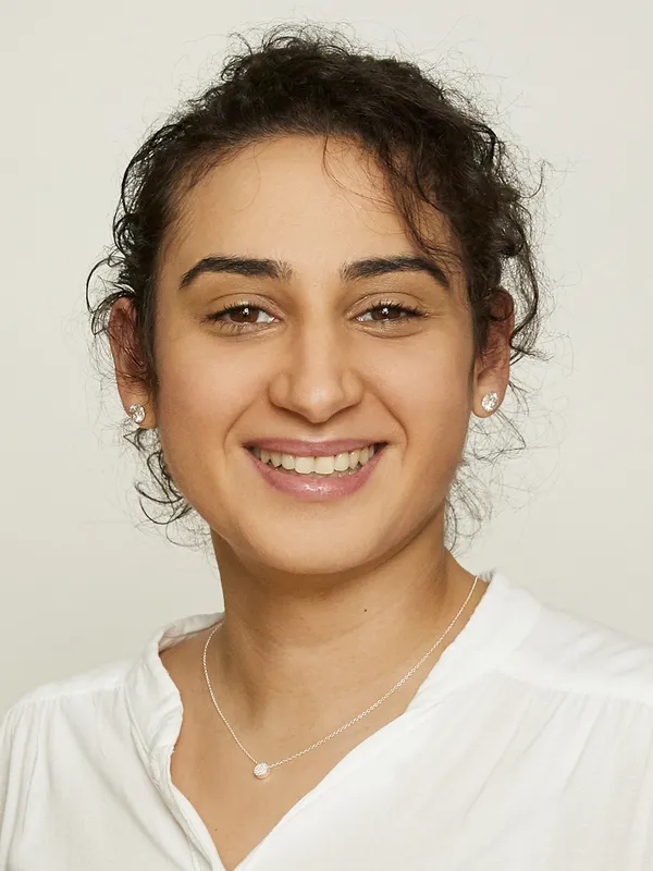 Arbia Hajaji - Zahnmedizinische Fachangestellte